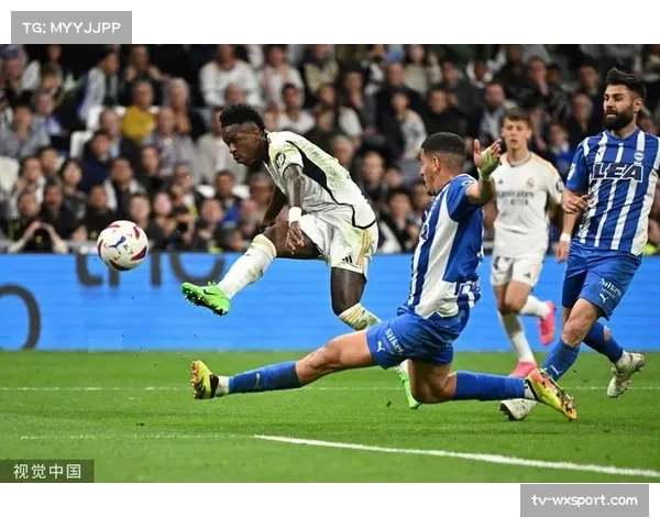 西甲第33轮即时战报:皇马客场1-1暂平巴萨,维尼修斯破门 西甲第33轮即时战报:皇马客场1-1暂平巴萨,维尼修斯破门